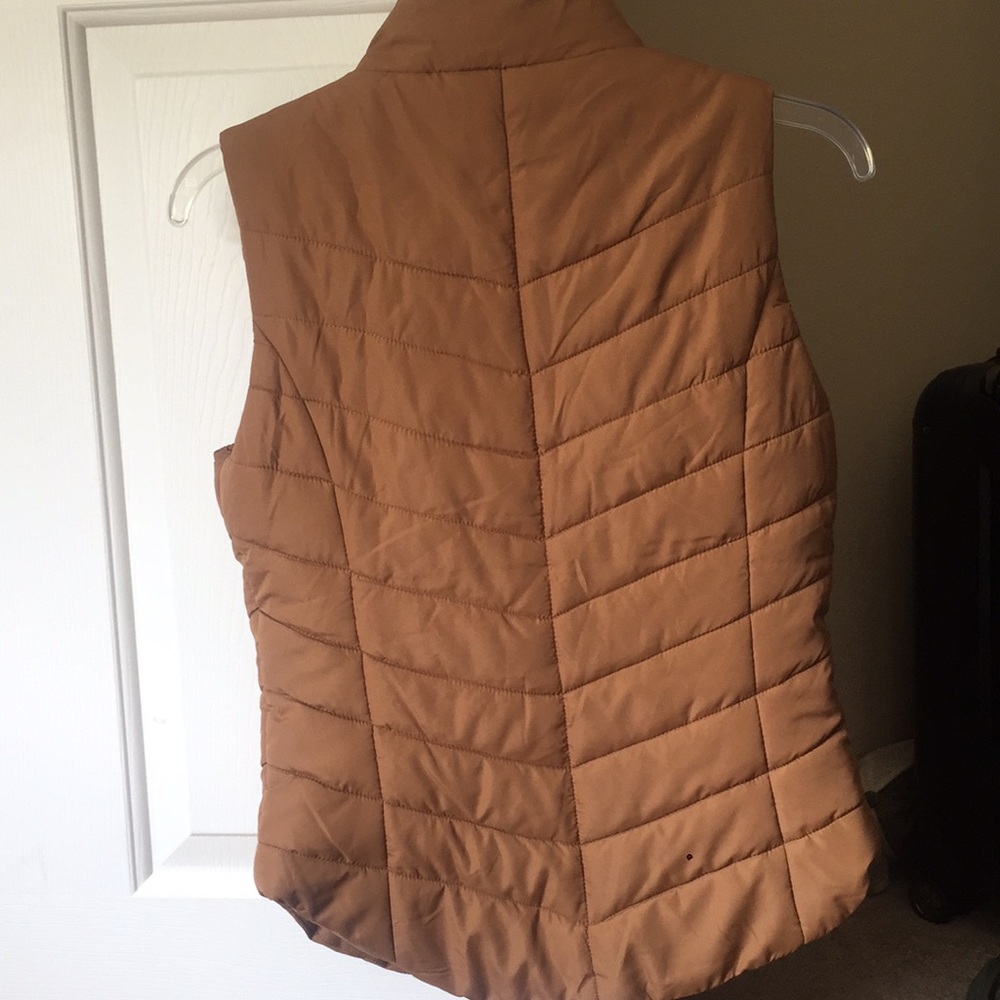 Puffer vest - Picture 2 of 3